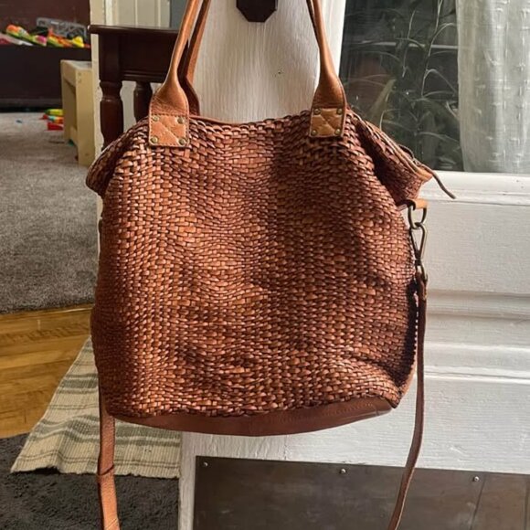 Vilenca Holland Woven Leather Bag - Picture 1 of 5